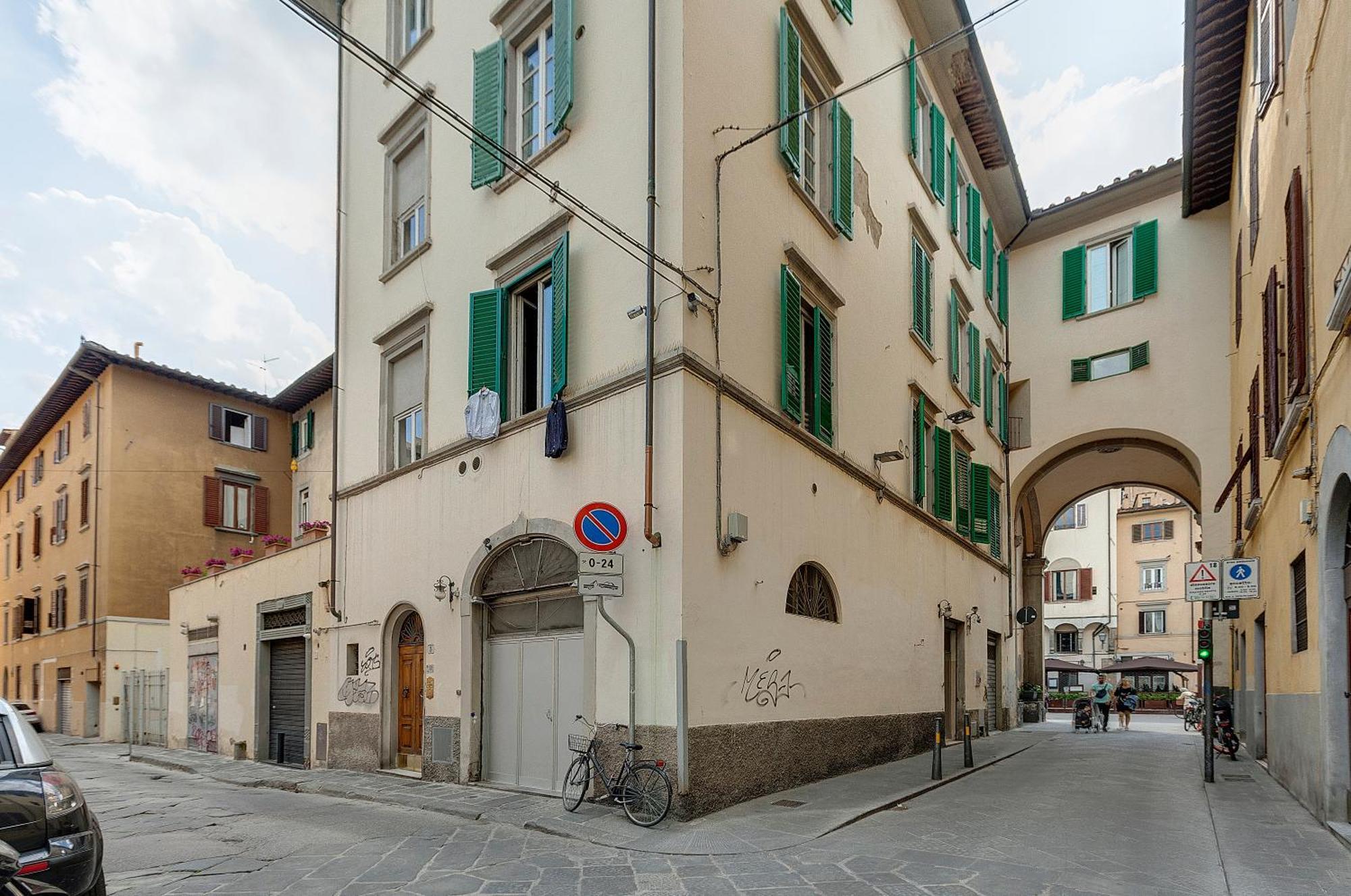 Badesse Terrace Florenz